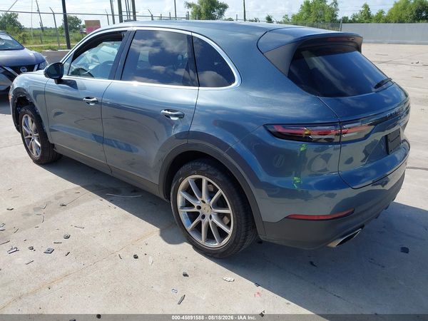 2019 PORSCHE CAYENNE