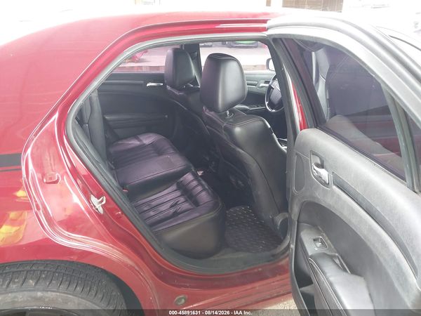2014 CHRYSLER 300 300S — I8