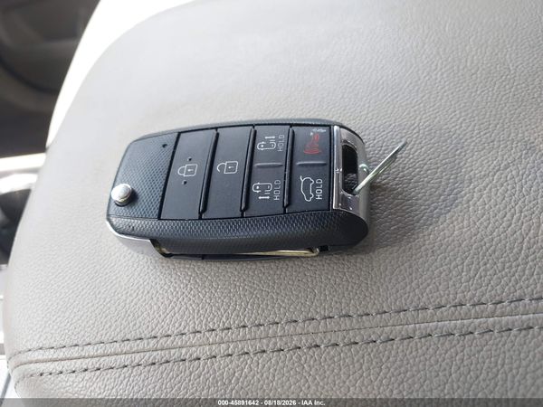 2020 KIA SEDONA LX