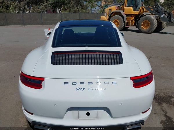 2019 PORSCHE 911