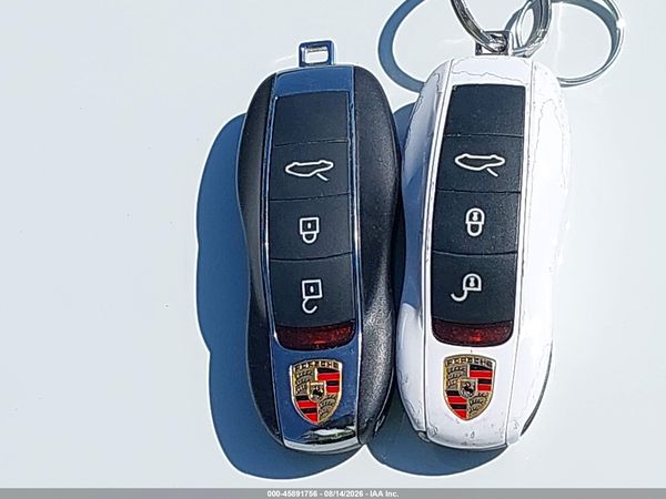 2019 PORSCHE 911