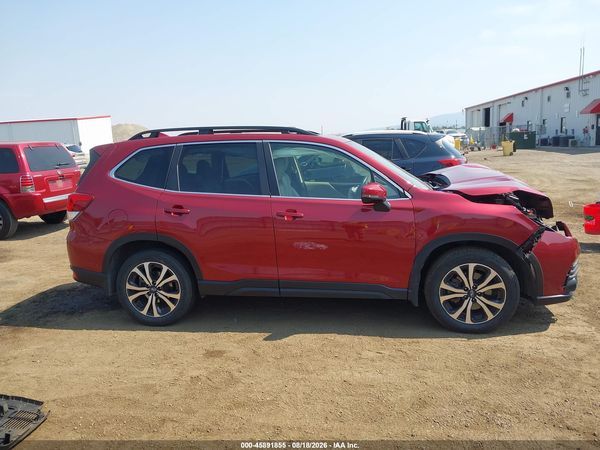 2022 SUBARU FORESTER LIMITED