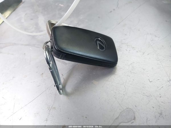 2016 LEXUS IS 200T