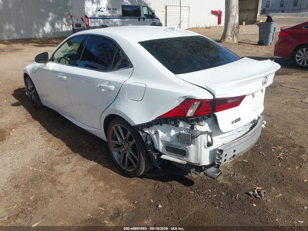 2016 LEXUS IS 200T