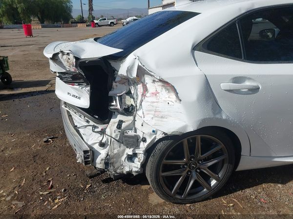 2016 LEXUS IS 200T