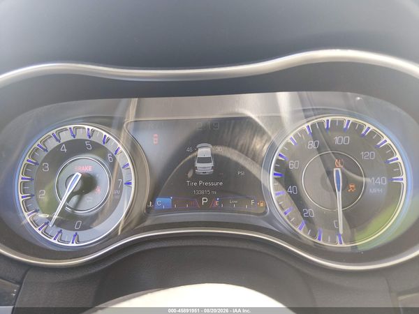 2018 CHRYSLER 300 LIMITED AWD