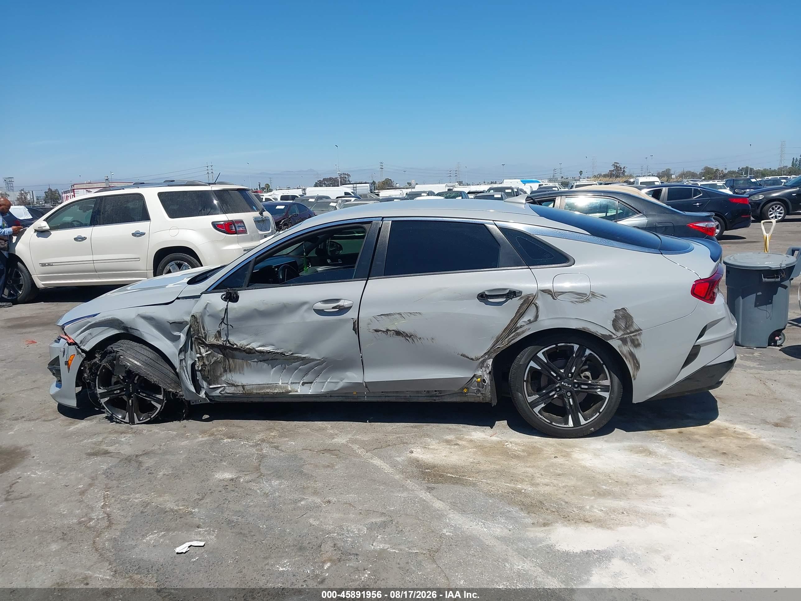 2024 KIA K5 GT-LINE