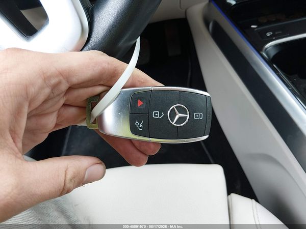 2023 MERCEDES-BENZ GLB 250 4MATIC