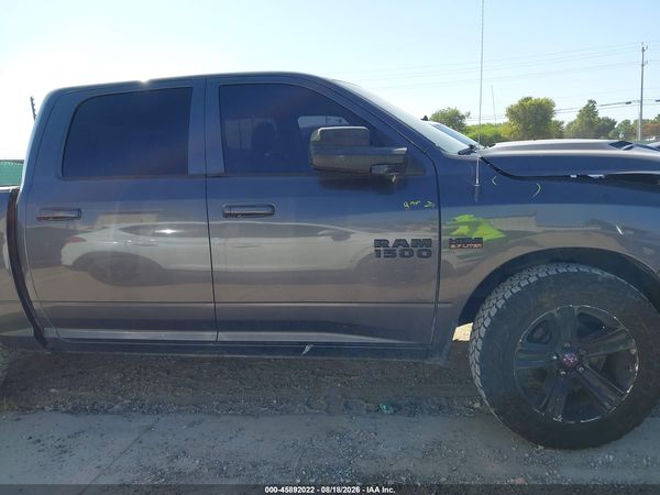 2016 RAM 1500 SPORT