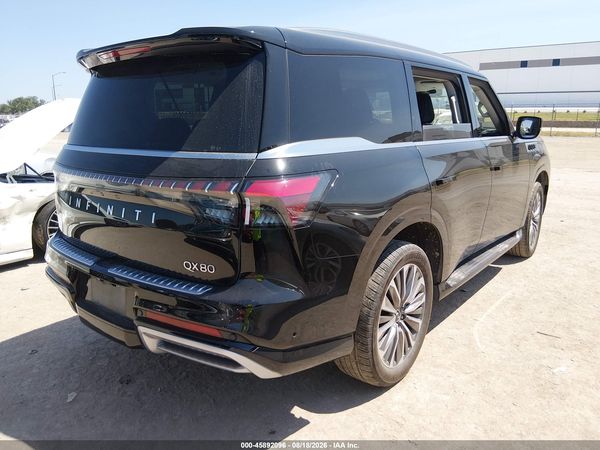 2025 INFINITI QX80 LUXE