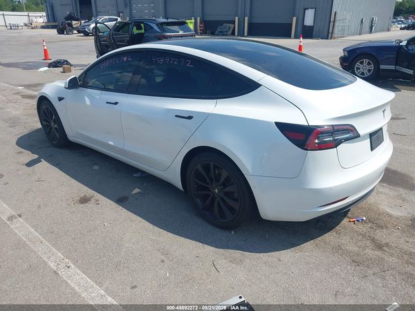 2020 TESLA MODEL 3 — I3