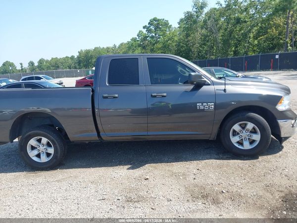 2024 RAM 1500 CLASSIC SLT  4X2 6'4 BOX