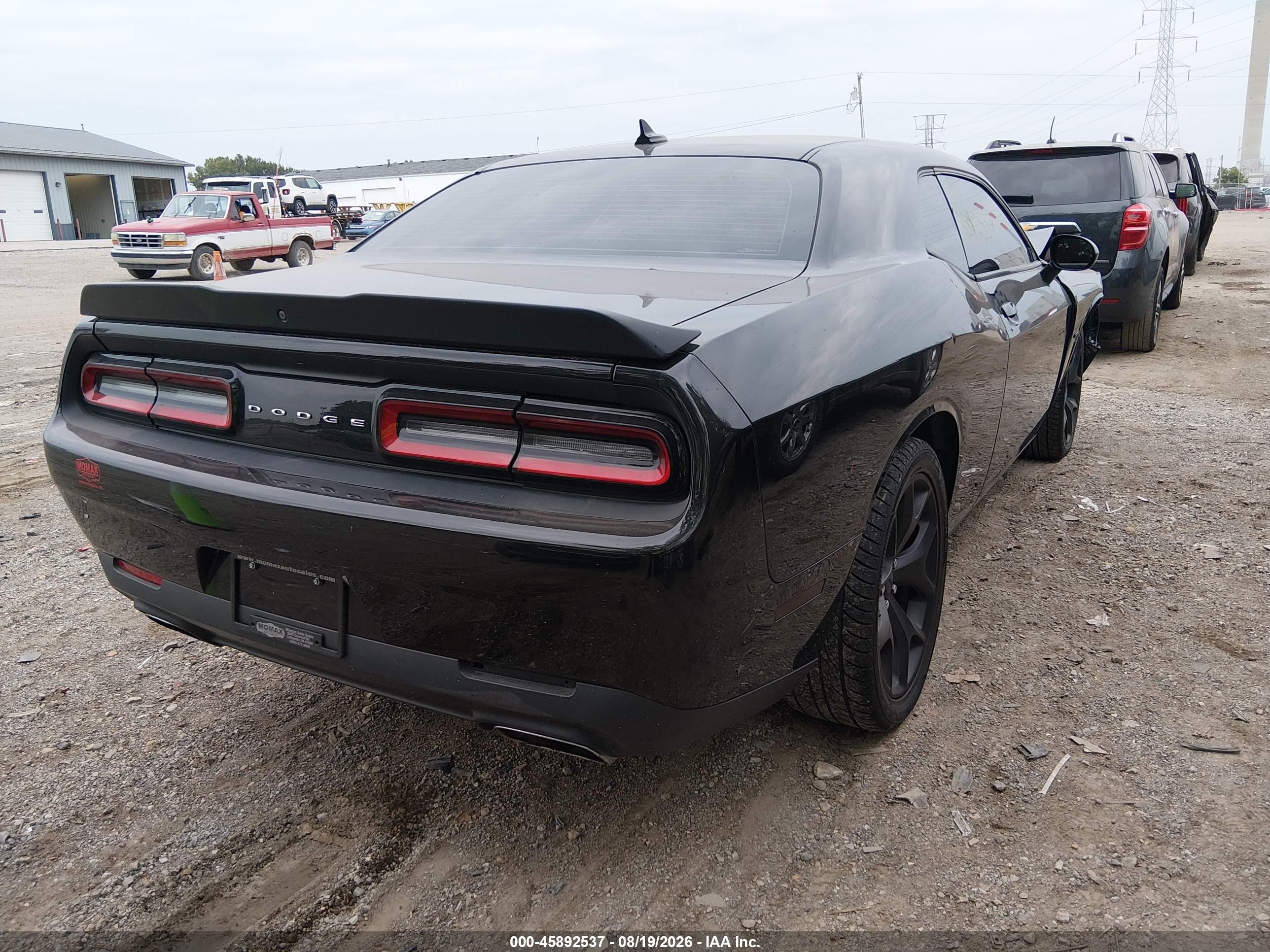 2017 DODGE CHALLENGER R/T — I4