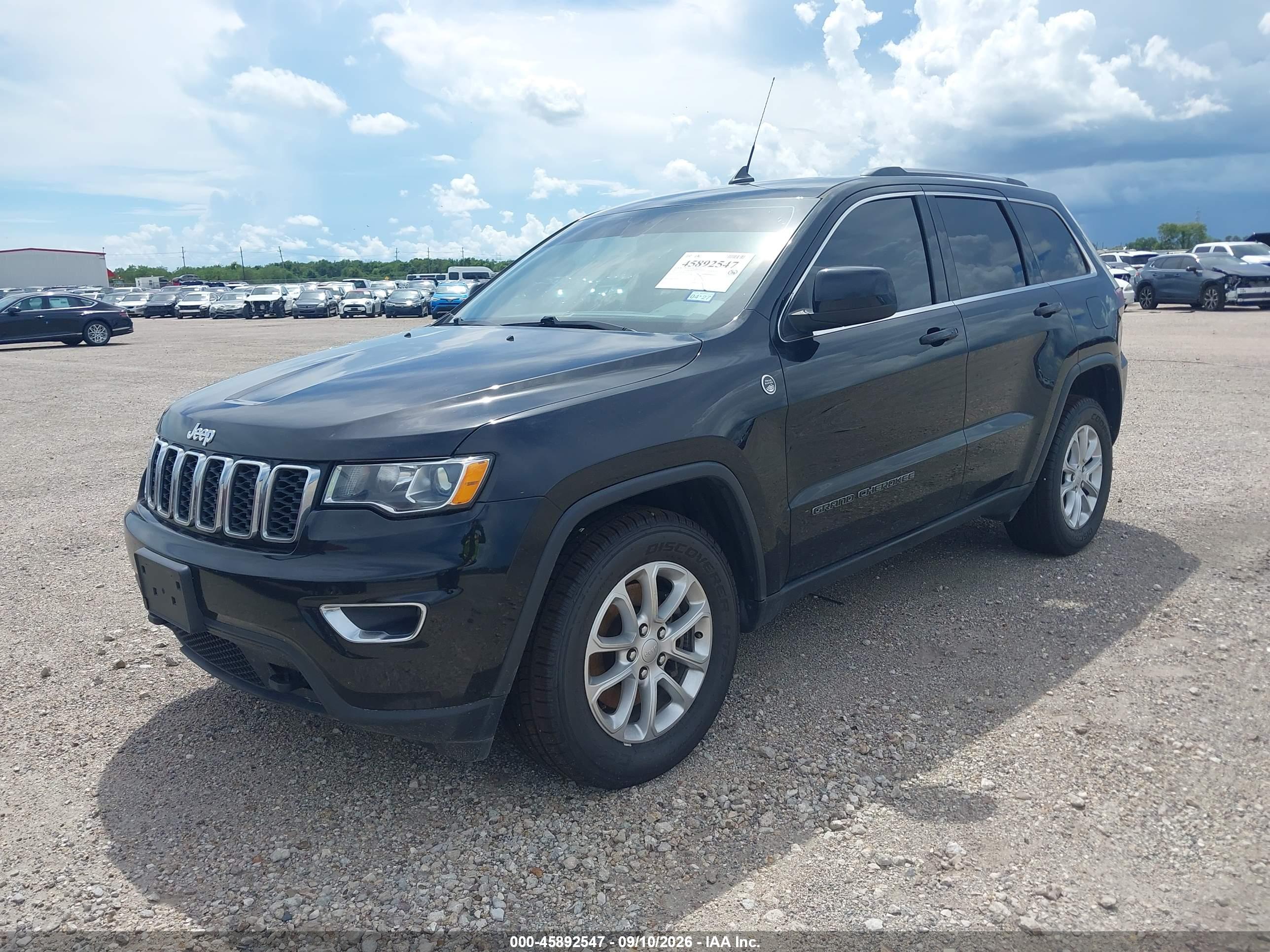 2021 JEEP GRAND CHEROKEE LAREDO E 4X4 — I2