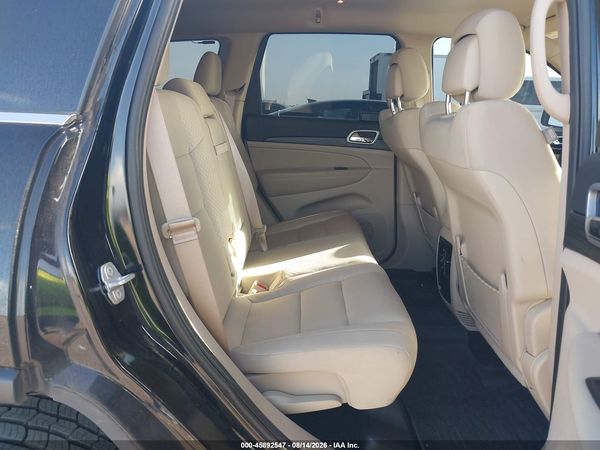 2021 JEEP GRAND CHEROKEE LAREDO E 4X4 — I8