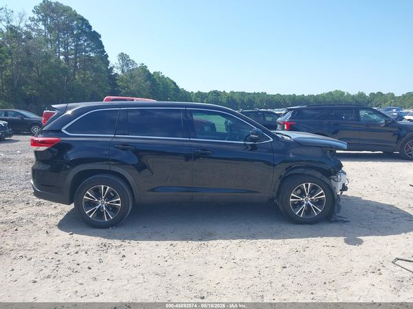 2019 TOYOTA HIGHLANDER LE