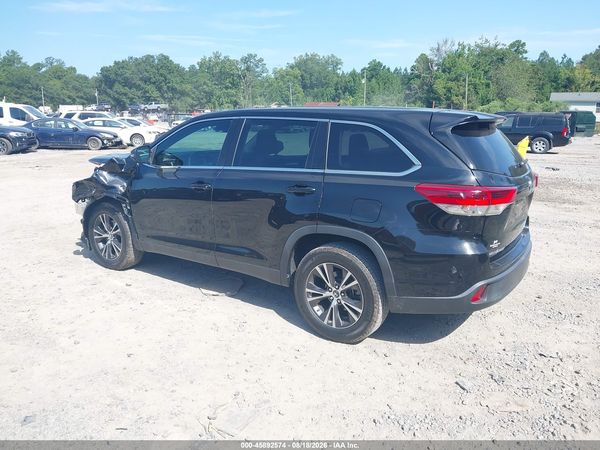 2019 TOYOTA HIGHLANDER LE