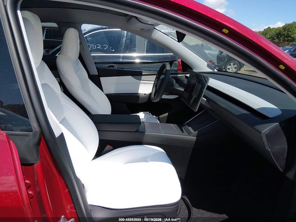 2026 TESLA MODEL Y