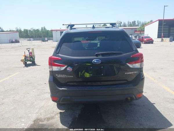 2021 SUBARU FORESTER PREMIUM — I119