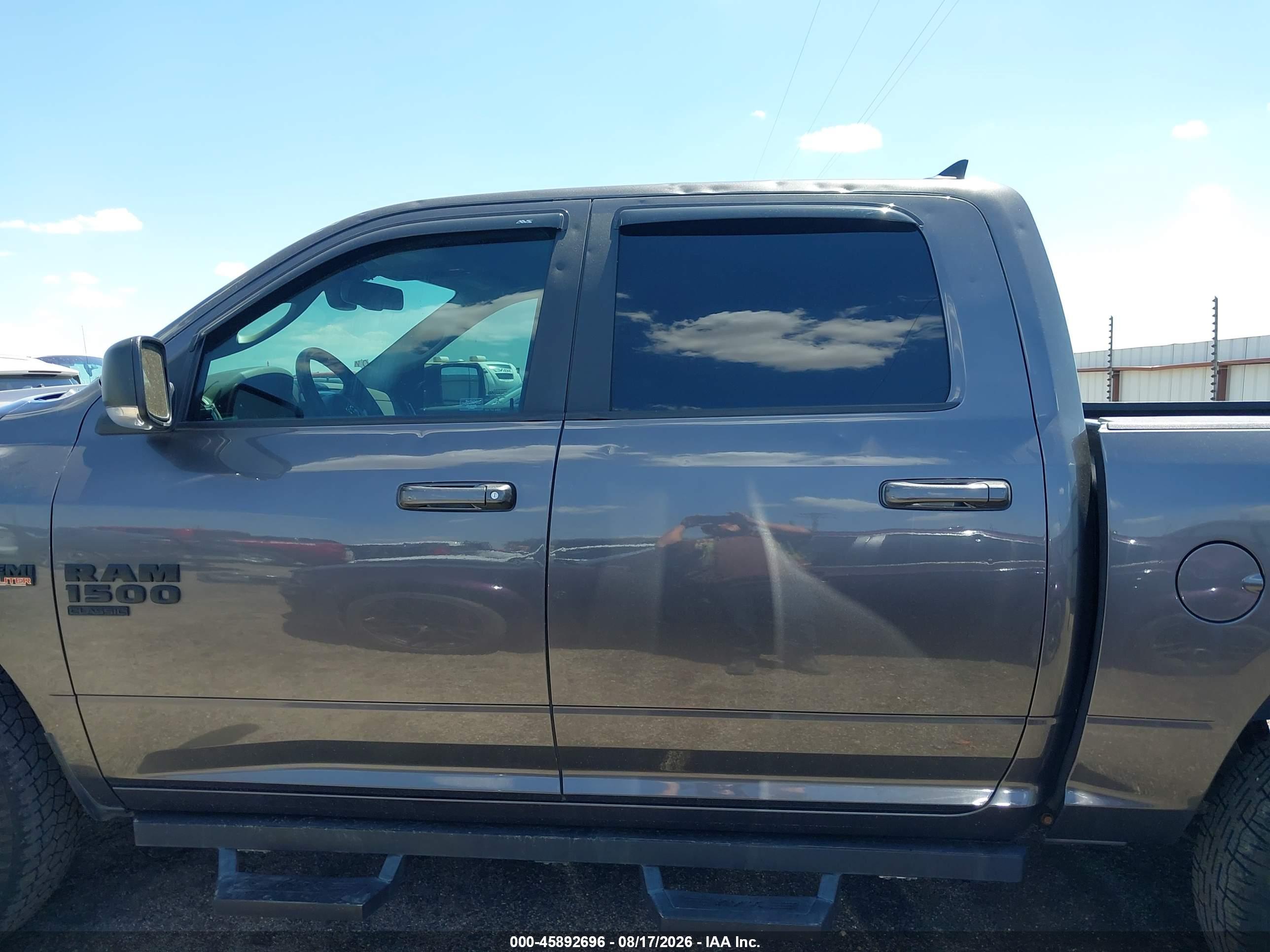 2019 RAM 1500 CLASSIC BIG HORN  4X4 5'7 BOX