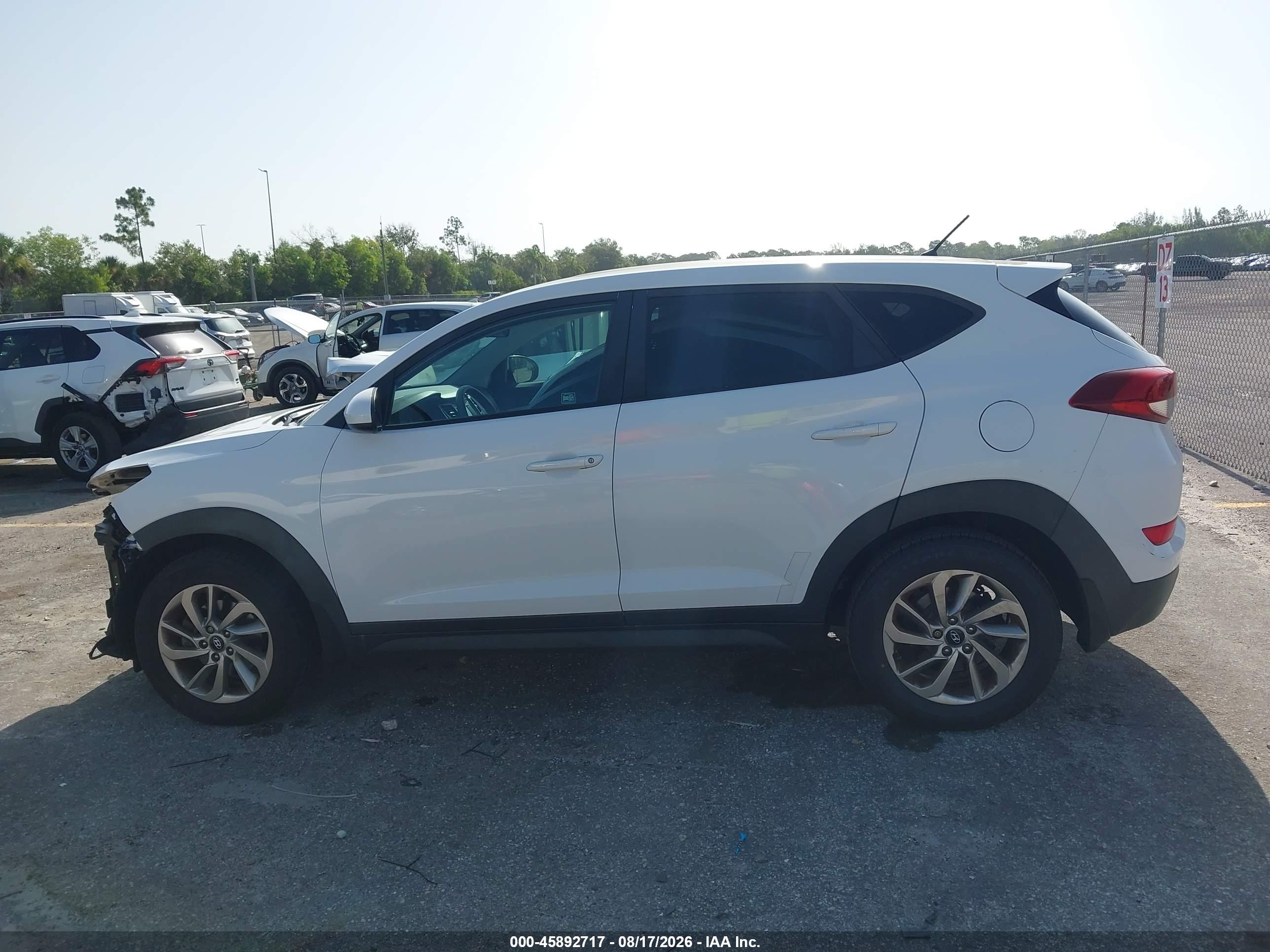 2018 HYUNDAI TUCSON SE