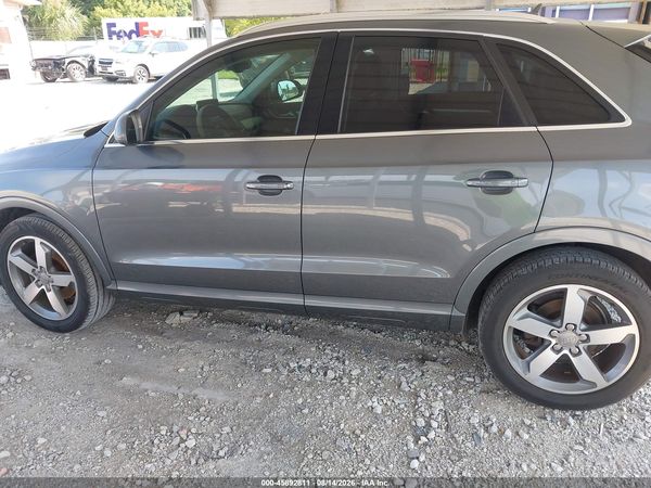 2015 AUDI Q3