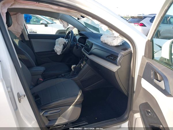 2022 VOLKSWAGEN TAOS 1.5T SE — I5