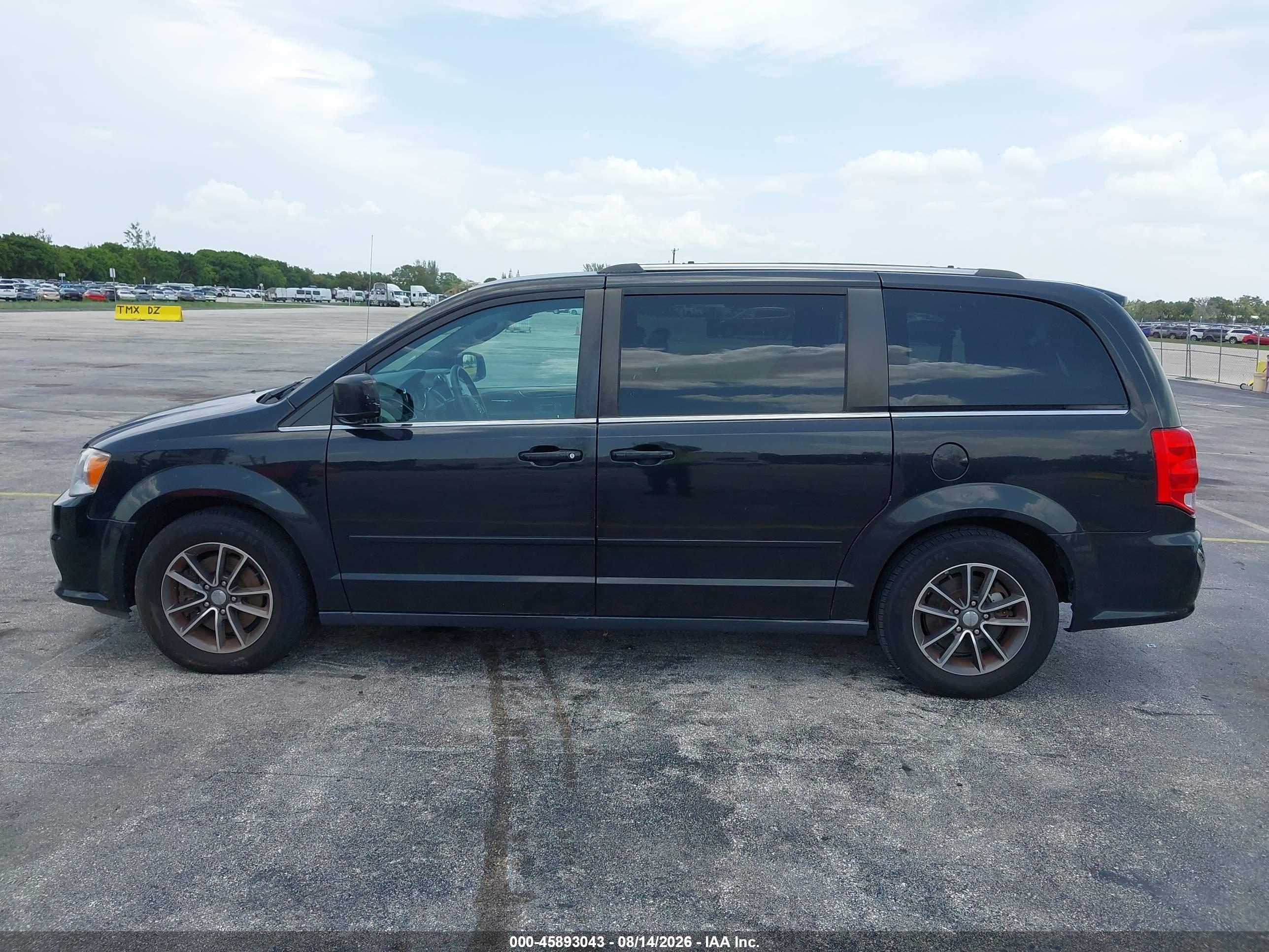 2017 DODGE GRAND CARAVAN SXT