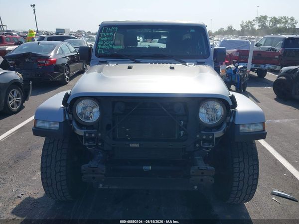2019 JEEP WRANGLER UNLIMITED SAHARA 4X4