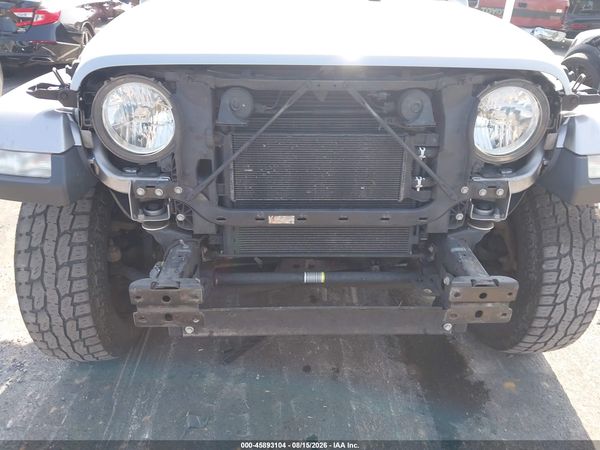 2019 JEEP WRANGLER UNLIMITED SAHARA 4X4