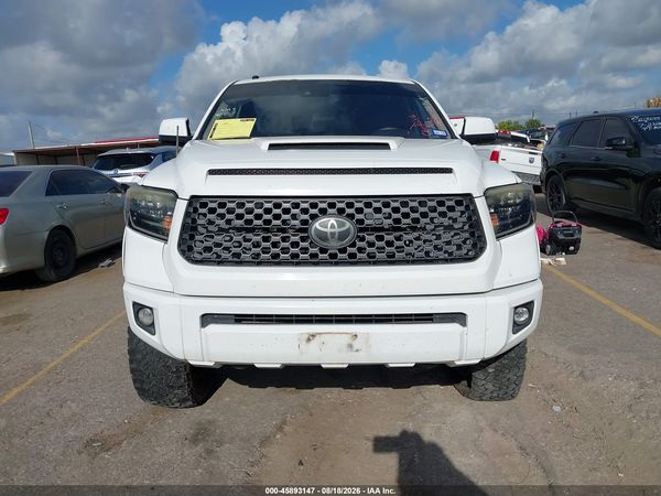2019 TOYOTA TUNDRA CREWMAX SR5