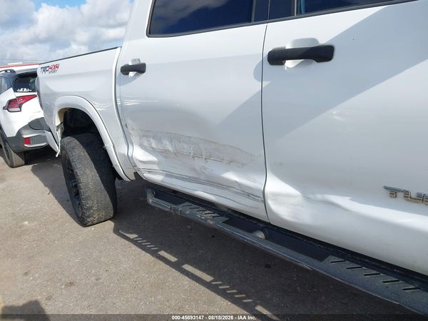 2019 TOYOTA TUNDRA CREWMAX SR5