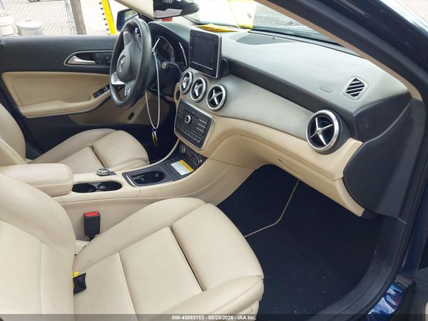 2017 MERCEDES-BENZ GLA 250 4MATIC
