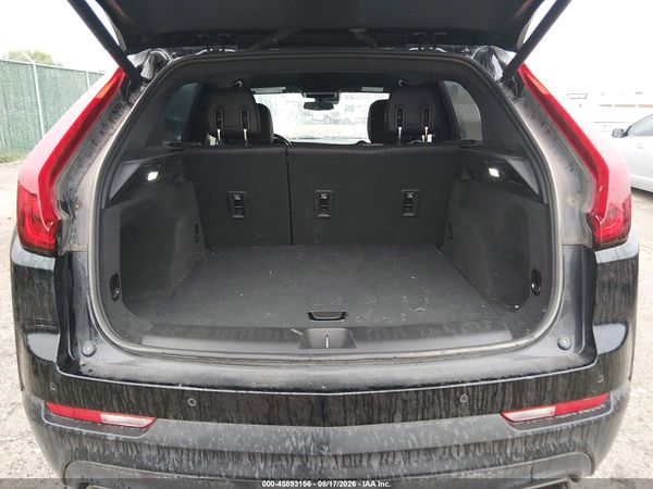 2022 CADILLAC XT4 LUXURY