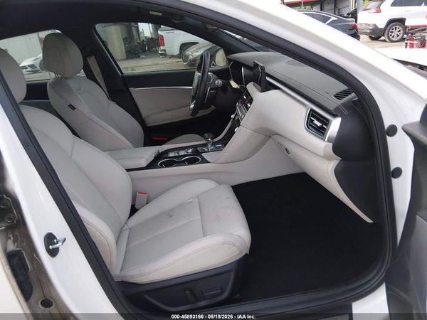 2025 GENESIS G70 2.5T RWD