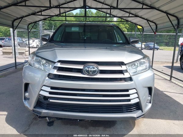 2019 TOYOTA HIGHLANDER XLE