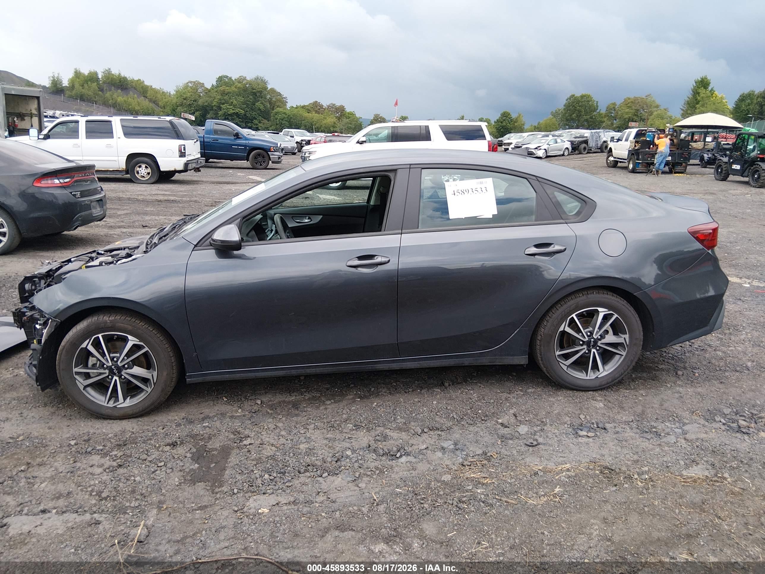 2023 KIA FORTE LXS