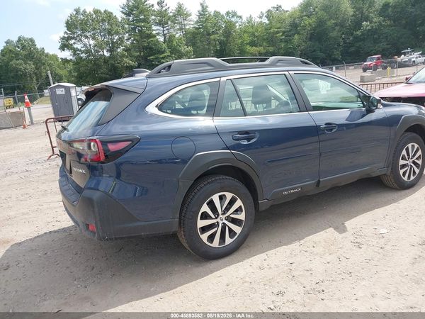 2025 SUBARU OUTBACK Base — I4
