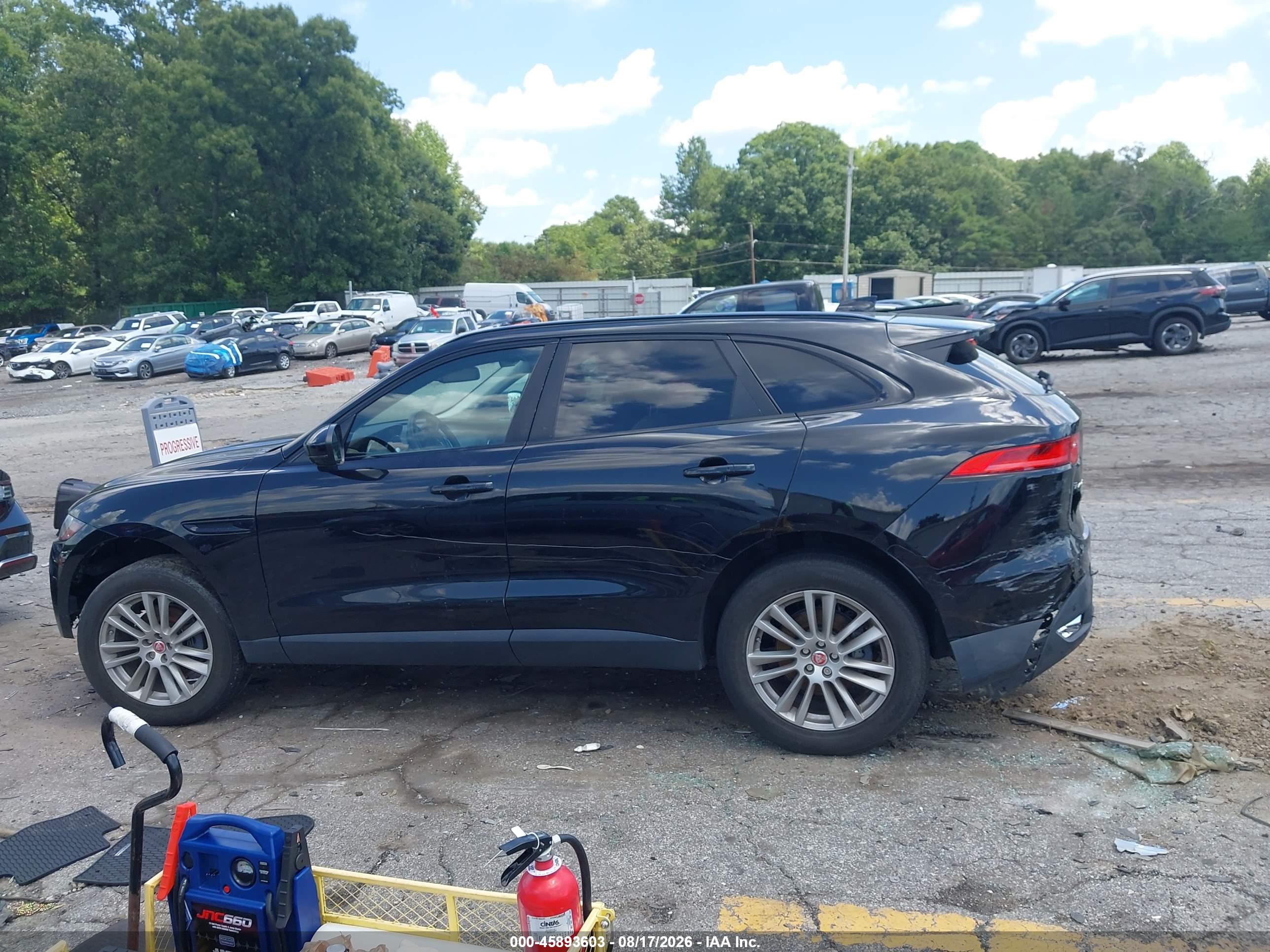 2018 JAGUAR F-PACE 25T PRESTIGE