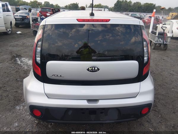 2017 KIA SOUL Base