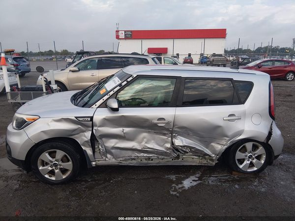 2017 KIA SOUL Base