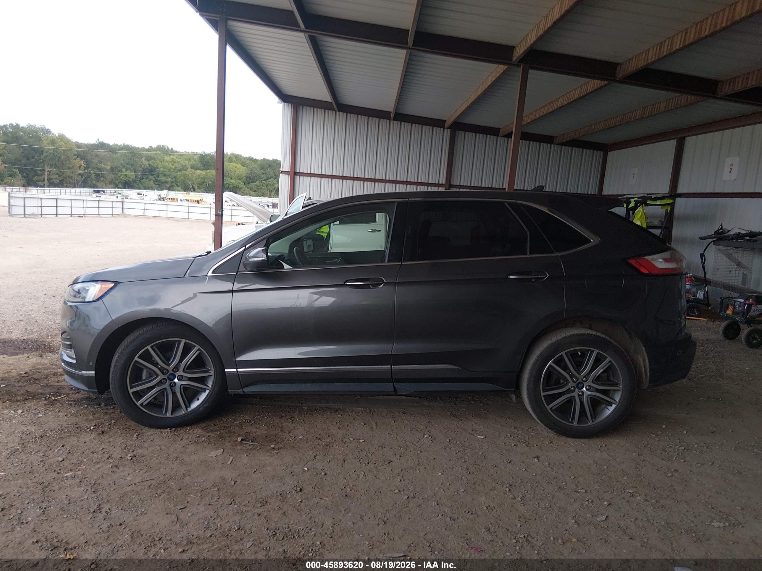2019 FORD EDGE TITANIUM