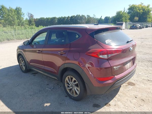 2016 HYUNDAI TUCSON SE — I3