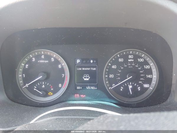 2016 HYUNDAI TUCSON SE — I7