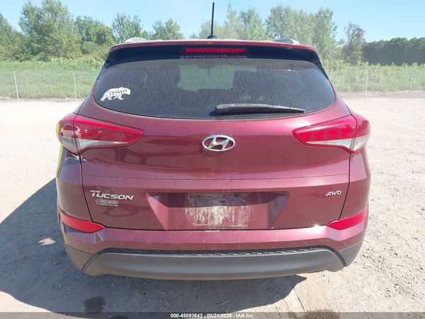 2016 HYUNDAI TUCSON SE — I119