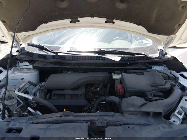 2018 NISSAN ROGUE SPORT S — I10