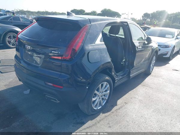 2023 CADILLAC XT4 FWD LUXURY
