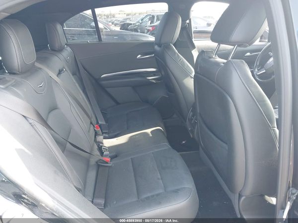 2023 CADILLAC XT4 FWD LUXURY
