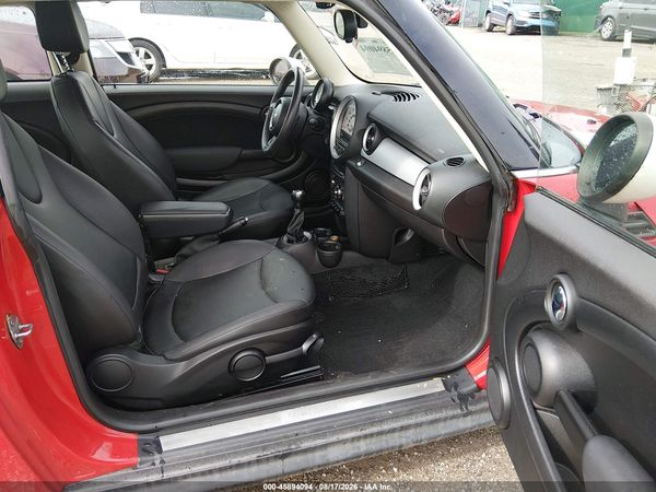 2013 MINI HARDTOP COOPER