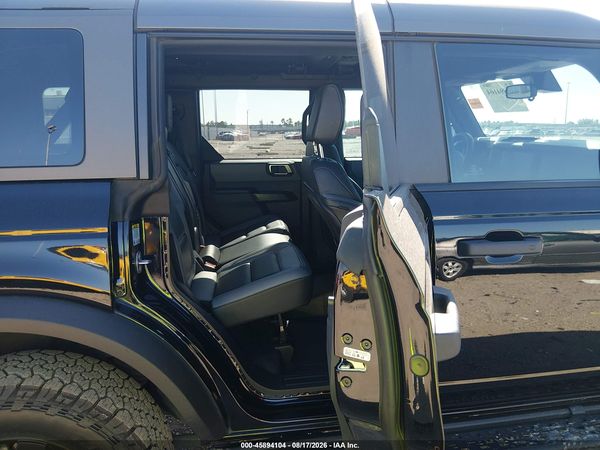 2024 FORD BRONCO BLACK DIAMOND — I8